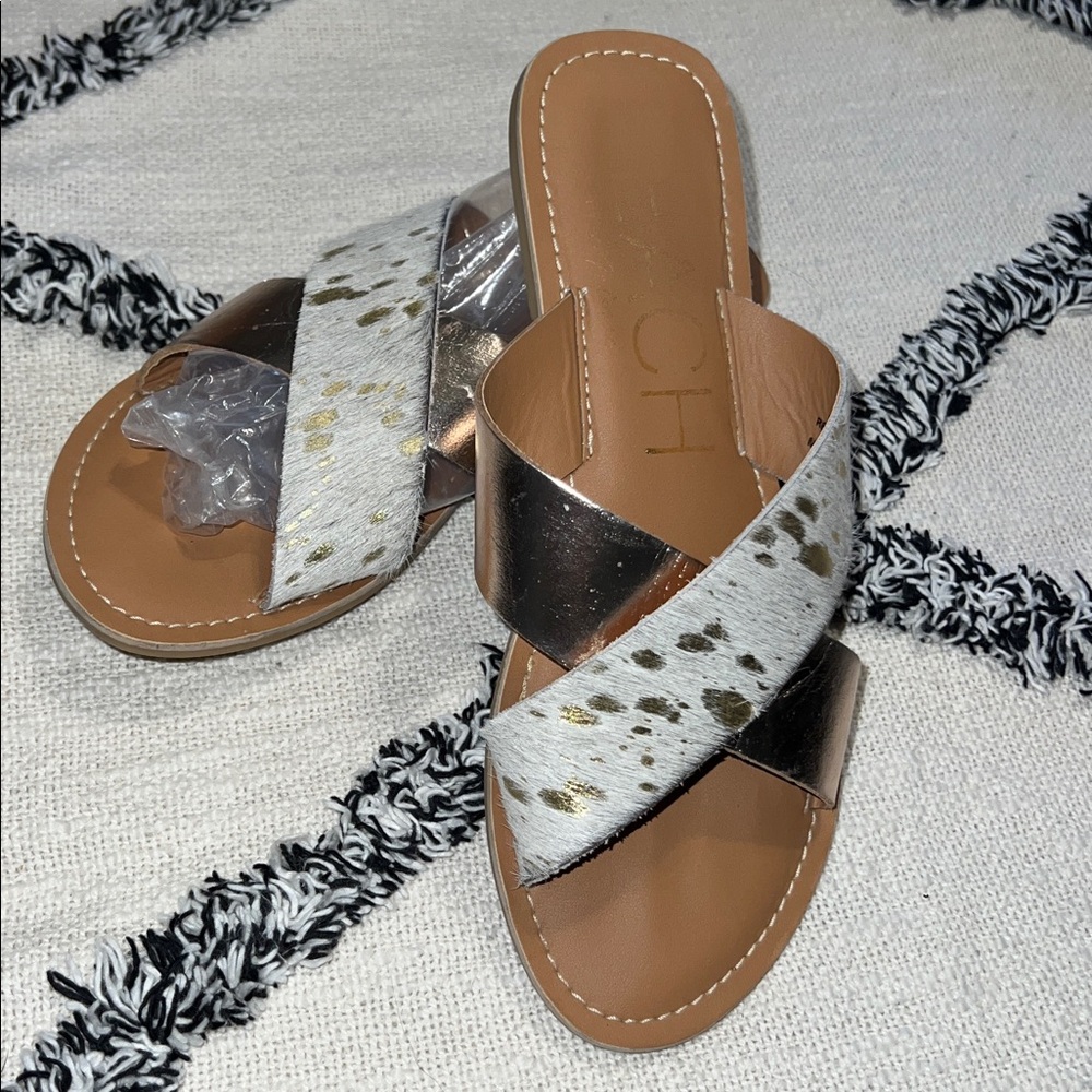 Beach by Matisse Pebble Criss Cross Sandal 7M